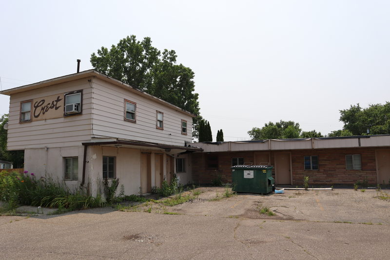 Crest Motel (Bethel Suites) - July 2021 (newer photo)